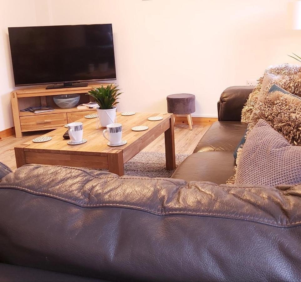 Inverness City Centre Apartment With Elevator And Google Chromecast Kültér fotó