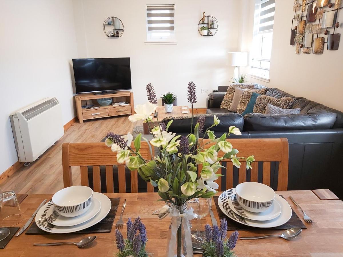 Inverness City Centre Apartment With Elevator And Google Chromecast Kültér fotó