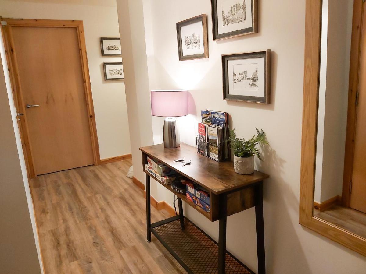 Inverness City Centre Apartment With Elevator And Google Chromecast Kültér fotó